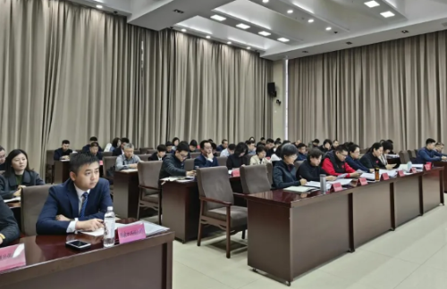 4e83f300-3fd3-4f78-b5bb-a7d1eed08a73